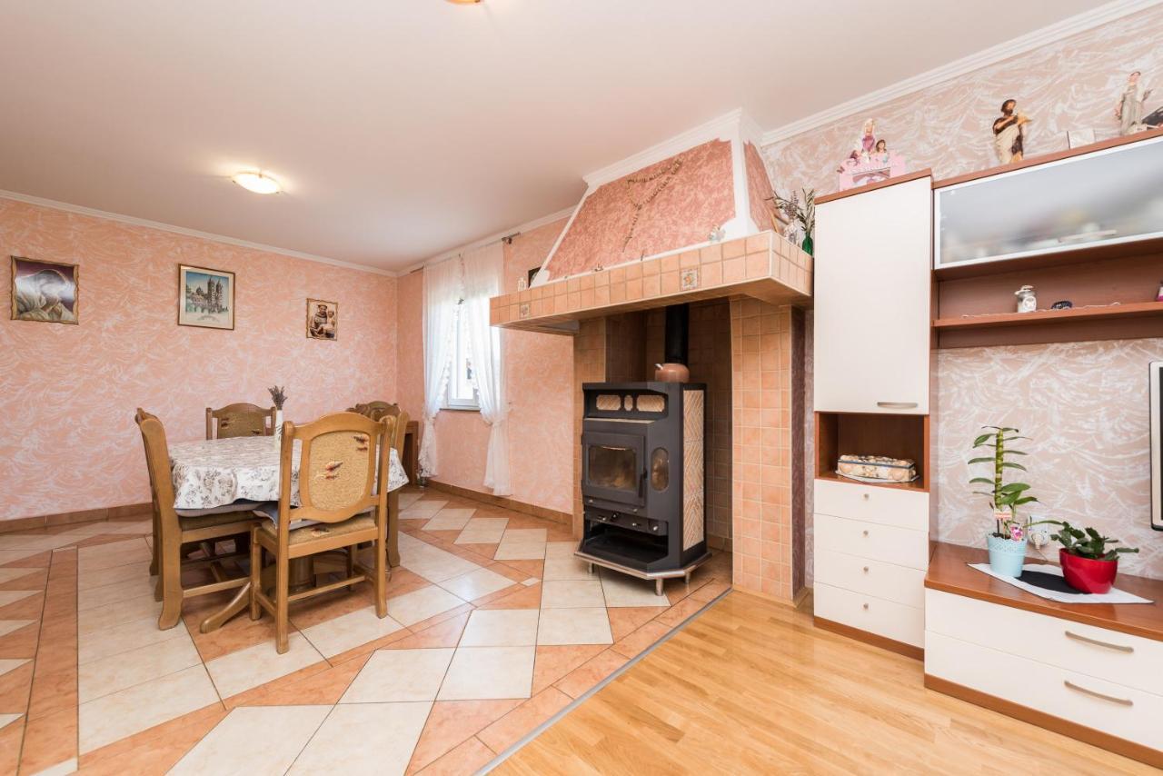 Apartmants Ivana & Toni Privlaka  Exteriör bild
